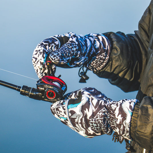 Should you wear fishing gloves?